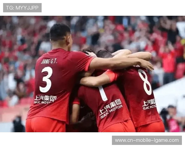 上港与大连精彩对决集锦回顾赛场瞬间尽显足球魅力与激情